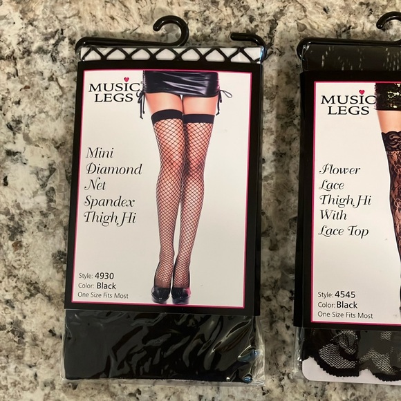 2 pairs Black Lace and Fishnet Stockings - Picture 3 of 5